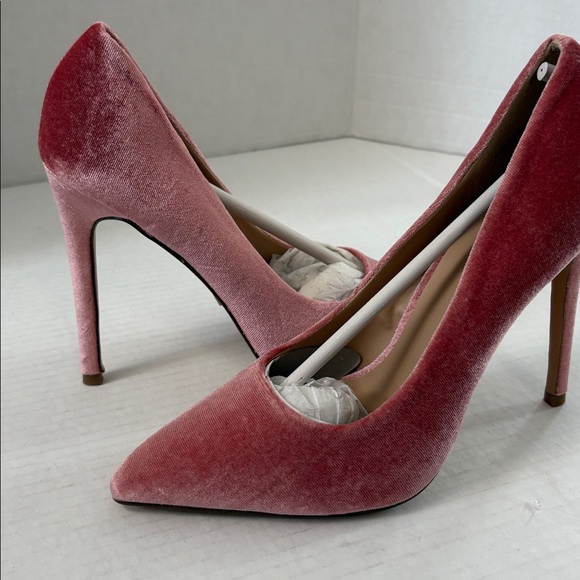 Bebe Velour Pink Heels Size 7 - Picture 6 of 12